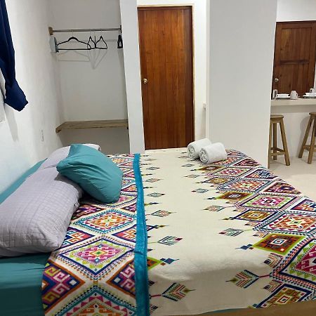 Casa Los Abuelos 홀박스아일랜드 외부 사진