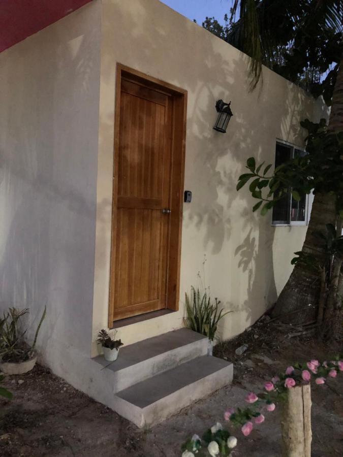 Casa Los Abuelos 홀박스아일랜드 외부 사진