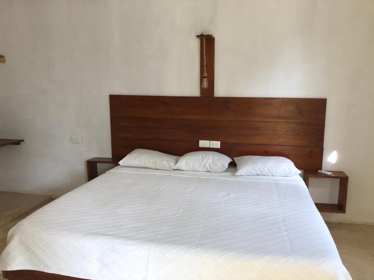 Casa Los Abuelos 홀박스아일랜드 외부 사진